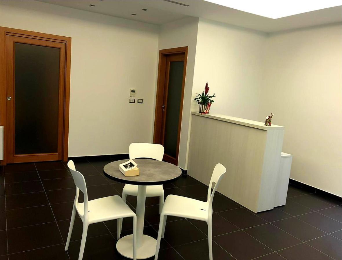Raja Rooms Alife Ngoại thất bức ảnh